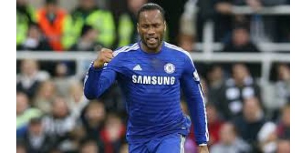 Den tidligere Chelsea-stjernen Drogba annonserte sin pensjon